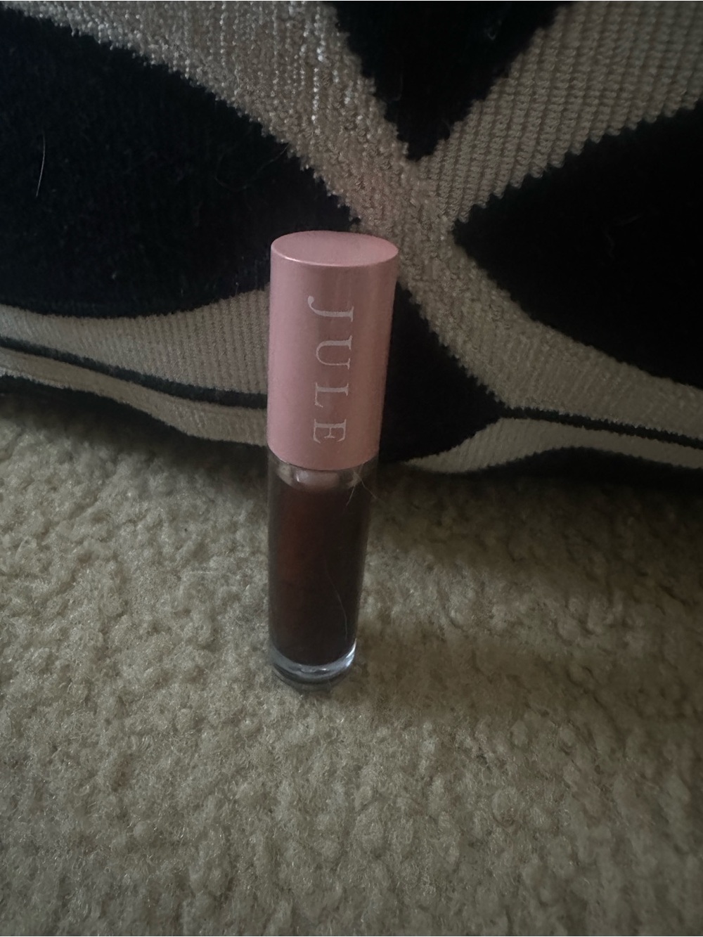 Jule Privé Lip Oil - Picture 5 of 5